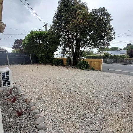 Character 1-Bedroom Unit Masterton Luaran gambar